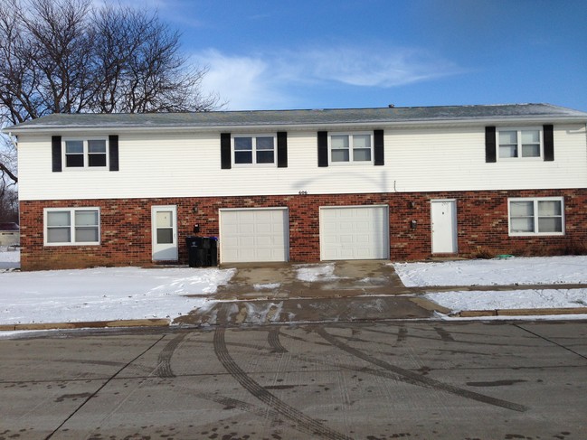 Building Photo - Arcadia Drive Apartments