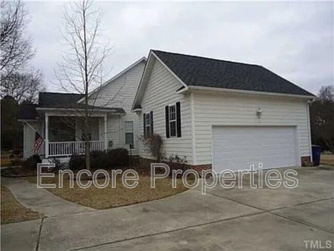 Building Photo - 1008 Elmsleigh Way