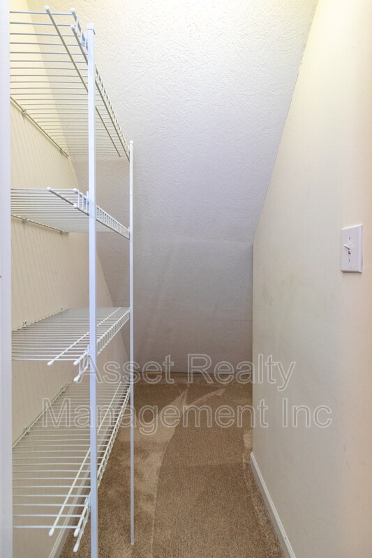Building Photo - 2123 Cartmill Dr