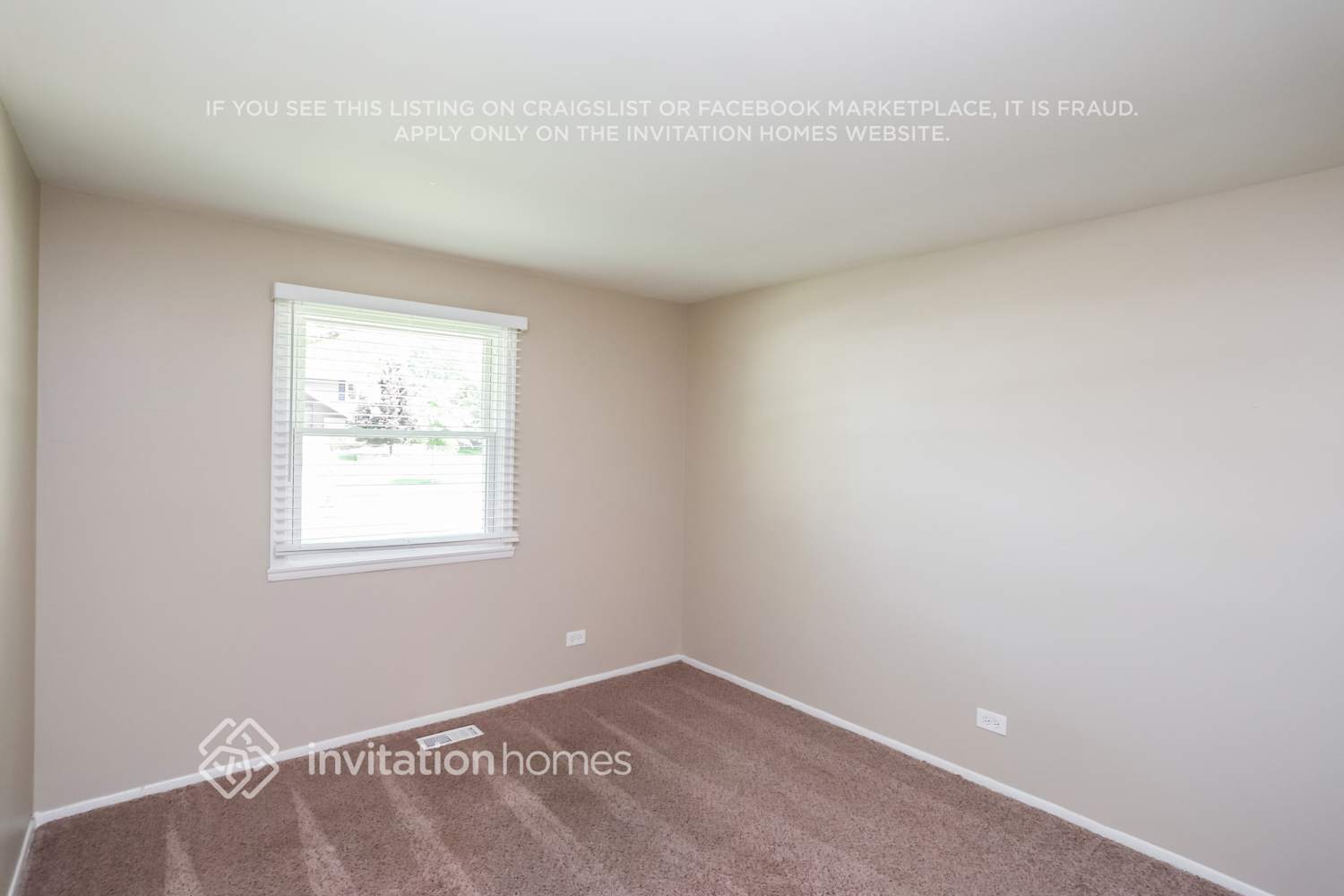 Building Photo - 800 S Cedarcrest Dr