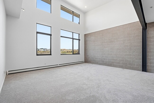 Building Photo - 11582 Colony Row