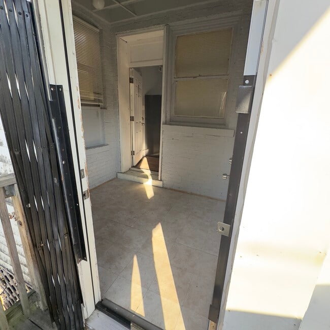 Building Photo - 7010 S Morgan St