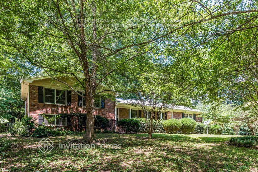 Primary Photo - 2905 Piedmont Dr