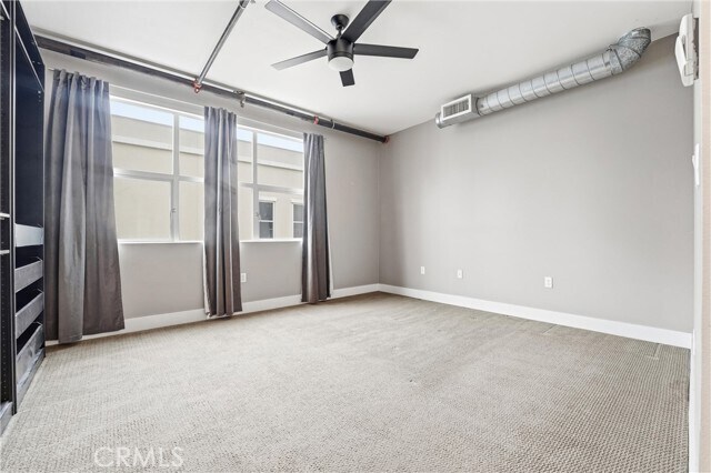 Building Photo - 911 E Santa Ana Blvd