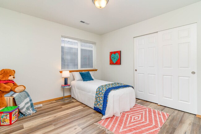 2nd Bedroom - 16117 1st Ave NE