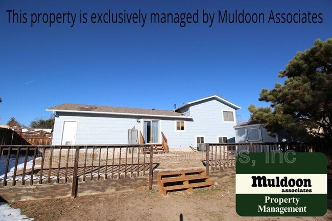 Building Photo - 7655 Vallhalla Dr