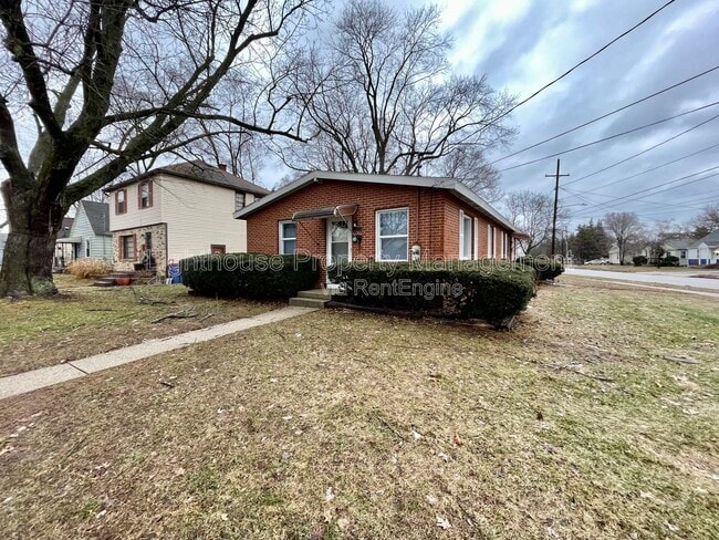 Building Photo - 1153 Hoyt St SE