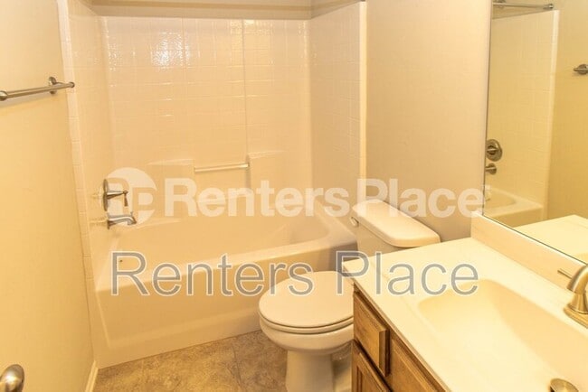 Building Photo - 10708 SW 30th St