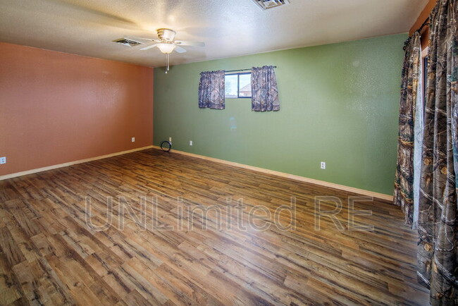 Building Photo - 2068 Palo Verde Blvd S