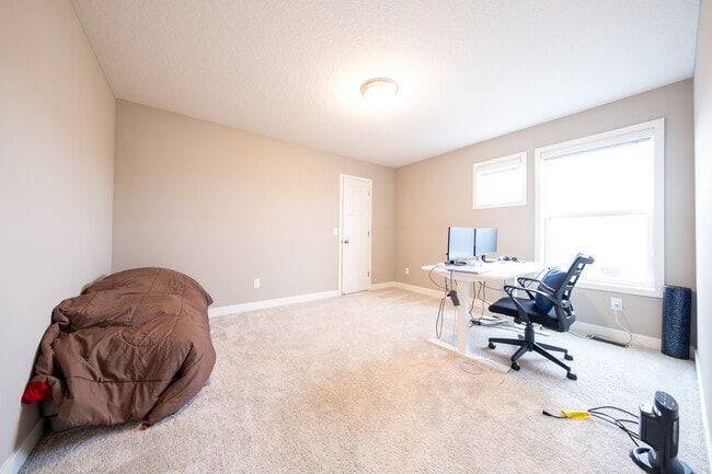 Building Photo - 18362 Greenstone Way