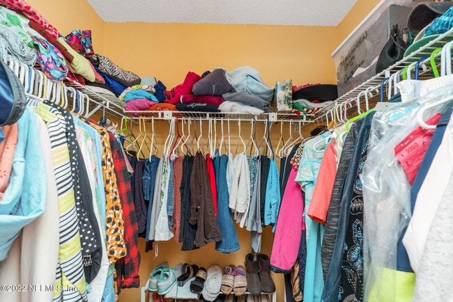 Building Photo - 121 Bluefish Ave