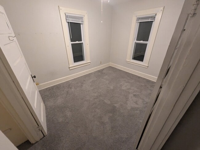 Building Photo - 6421 Glade Ave