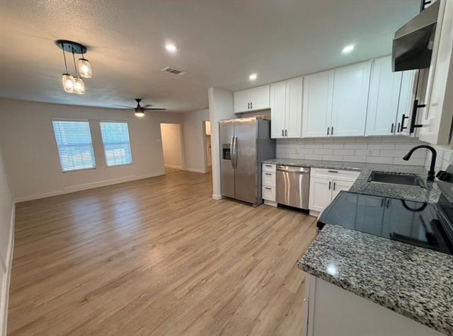 Building Photo - 12244 Willowdell Dr