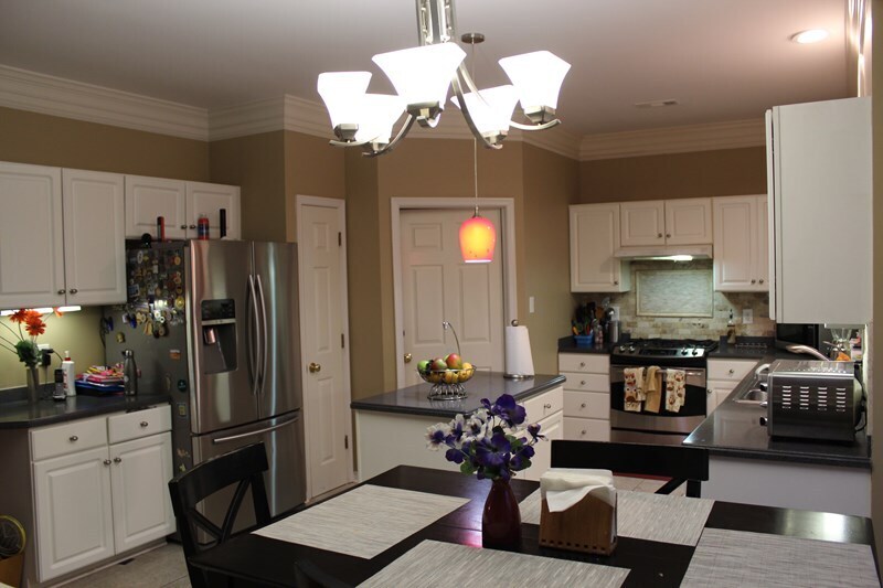 Kitchen - 10913 Brunson Way
