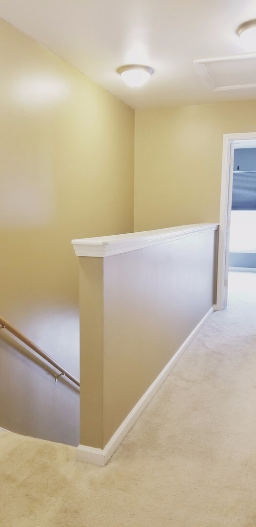 Building Photo - Stunning Town Home in Popular Liberty Hall