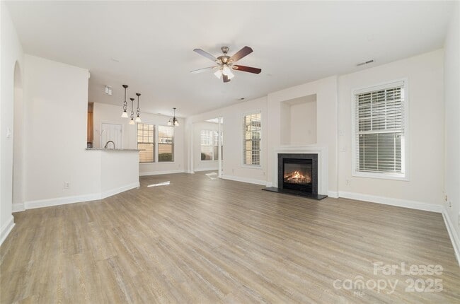 Building Photo - 1622 Wilburn Park Ln NW