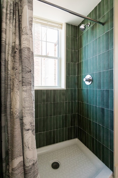 Building Photo - 6465 Sterling St