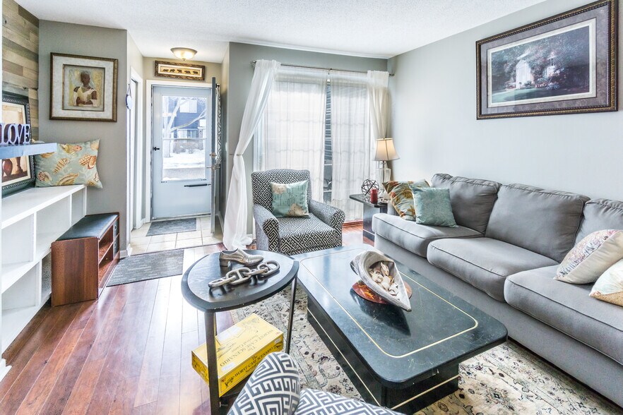 Building Photo - 1810 Donegal Dr