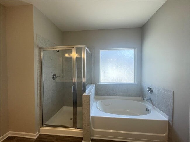 Building Photo - 145 Bryon Ln