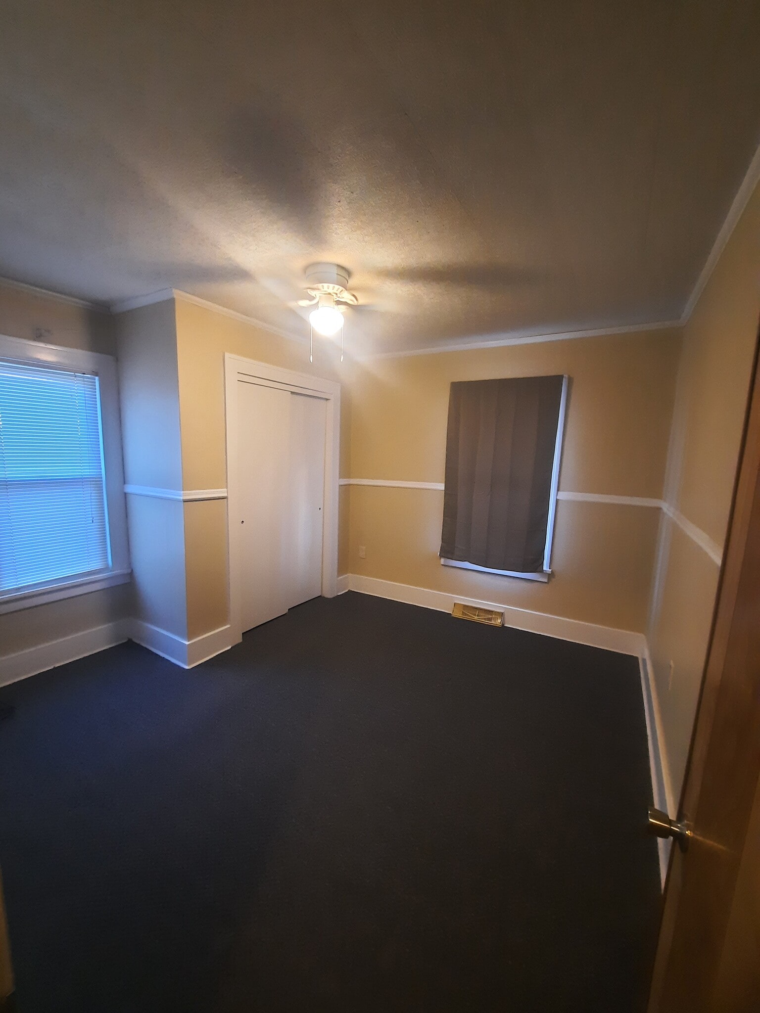 Master bedroom - 608 W Church St