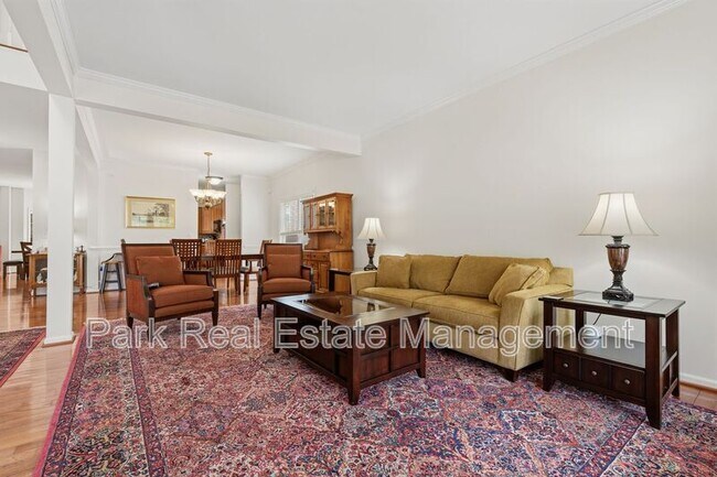 Building Photo - 3809 Stoneybrook Dr