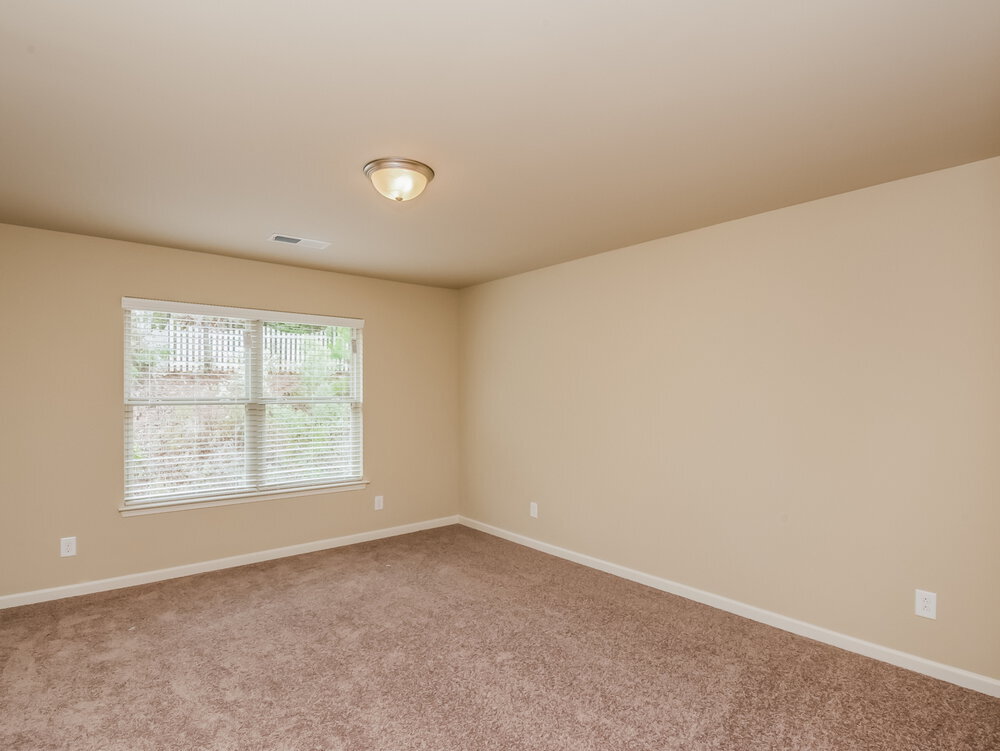 Building Photo - 260 Stillwood Dr