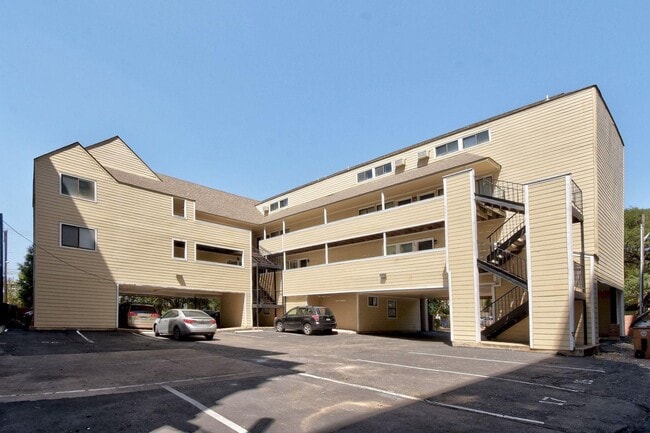 Primary Photo - 2510 San Gabriel St