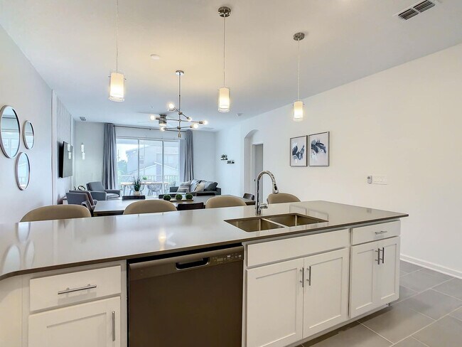 Building Photo - 8851 Cabot Cliffs Dr