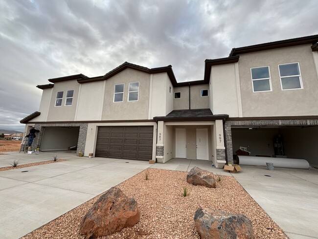 Primary Photo - BRAND NEW SAND HOLLOW TOWNHOME FOR RENT!