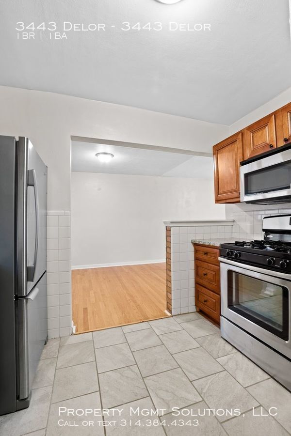 Building Photo - 3443 Delor St
