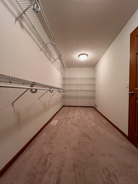 Building Photo - 14962 Himebaugh Ave