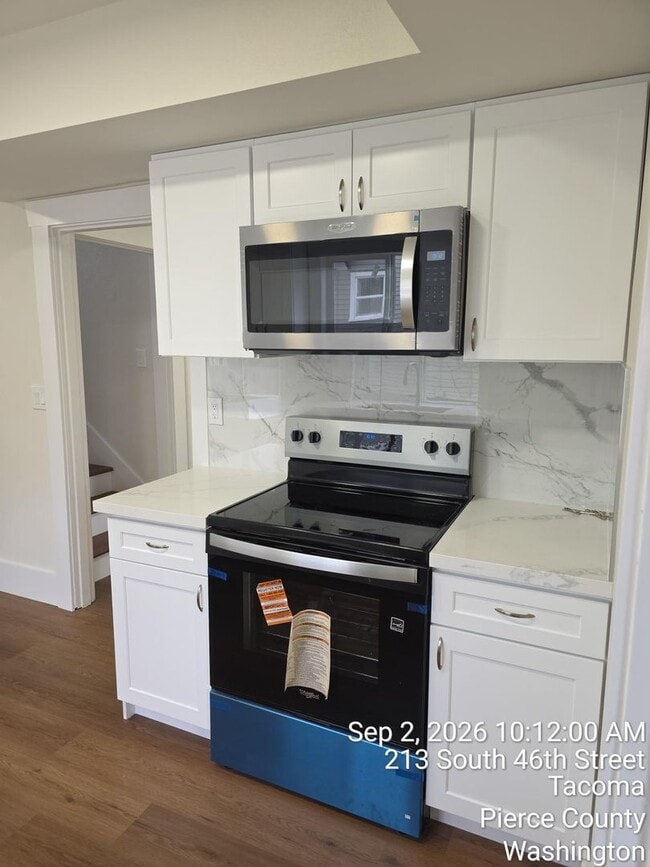 Building Photo - 213 S 46th St