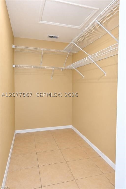 Building Photo - 610 SW 47th St