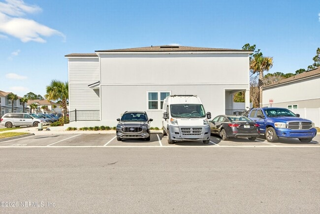 Building Photo - 125 Elmhurst Ln