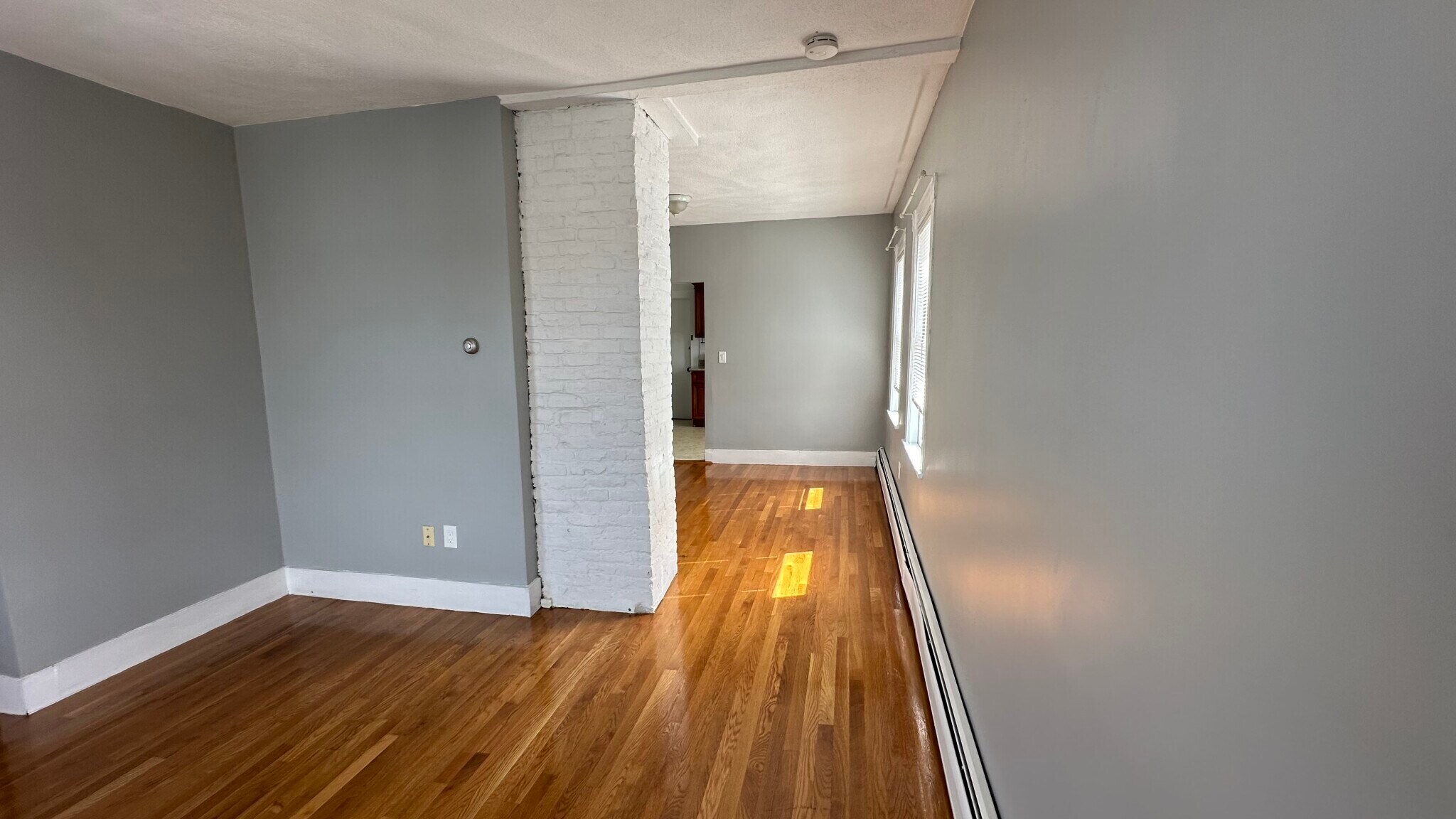 Building Photo - 66 Morton Ave