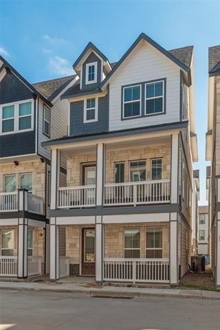 Building Photo - 214 Lanyard Dr