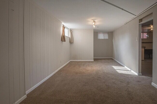 Building Photo - Charming duplex in Platt Park for rent