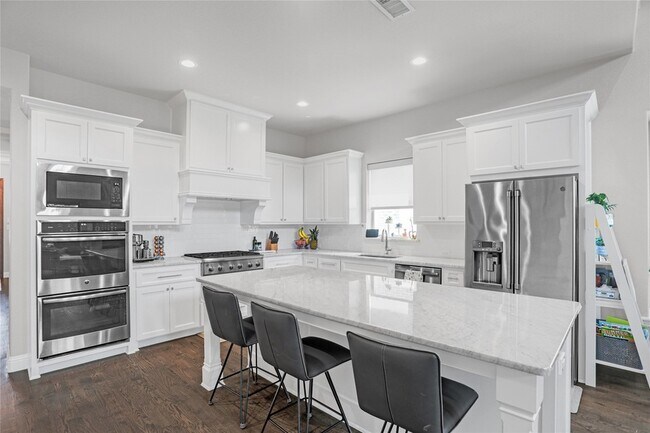 Building Photo - 5909 Augustine Rd