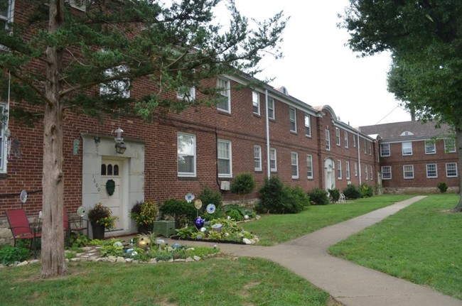 Primary Photo - Jefferson Heights Apartments