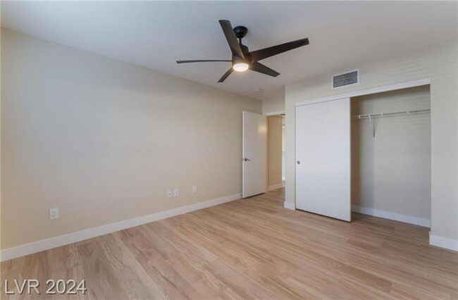 Building Photo - Remodeled Downstairs 2-Bedroom / 2-Bathroo...