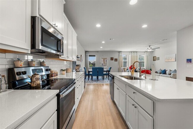 Building Photo - 365 Capstone Rd