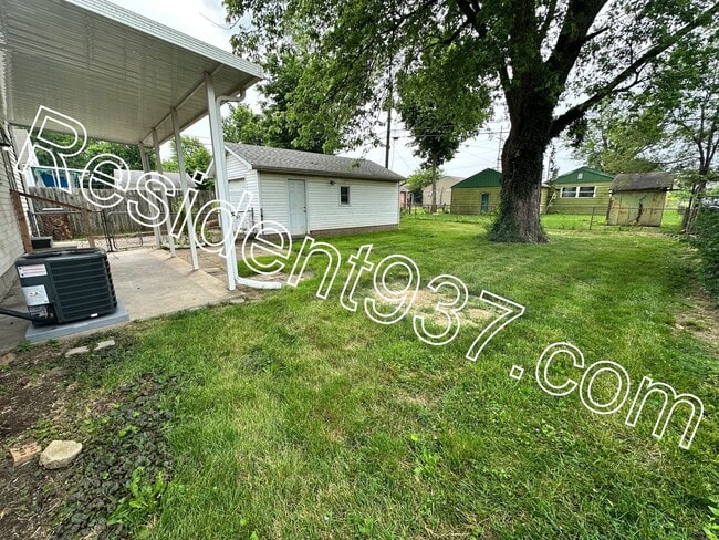 Building Photo - Cute 2 bed 1 bath home
