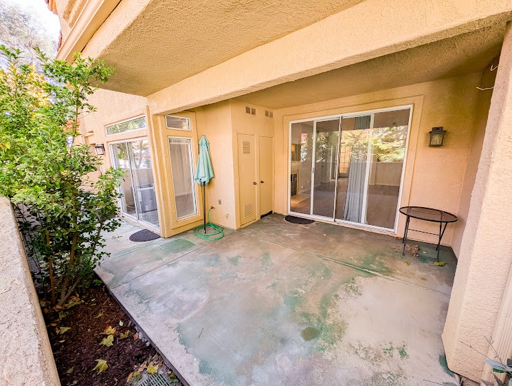 Building Photo - 25855 McBean Pkwy