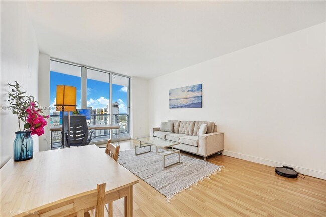 Building Photo - 185 SW 7th St