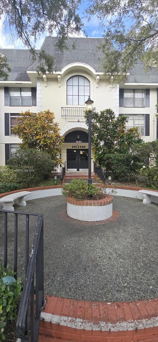 Building Photo - 3680 Inverrary Dr