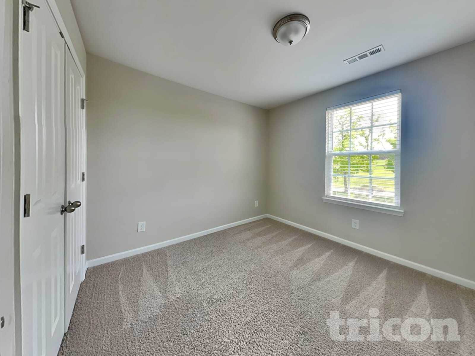 Building Photo - 324 Kinsale Dr