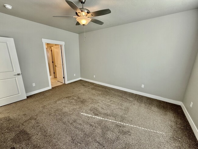 Building Photo - 7646 S Waverly Hls Ln