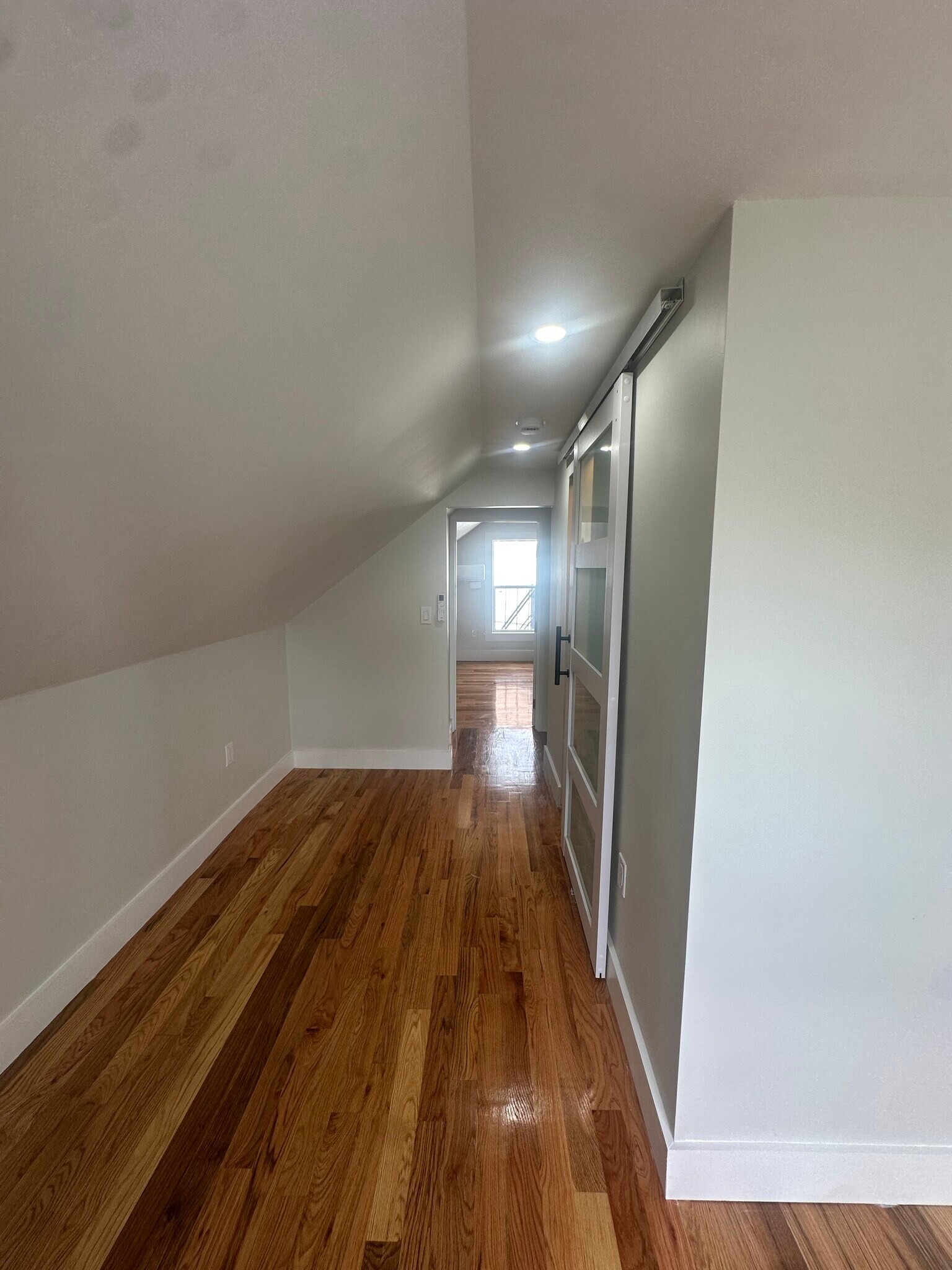 Building Photo - 4 Upham Ave