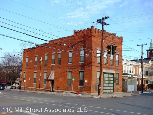 Building Photo - 1 br, 1 bath Apartment - 113 Mill Street