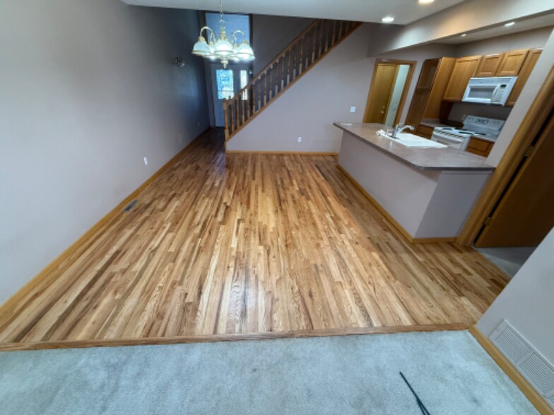 Building Photo - 1500 Raven Cir